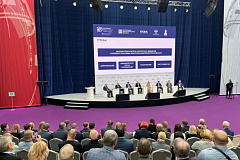 Представители Ломоносовского района поучаствовали в форуме «Российская энергетическая неделя — 2025»