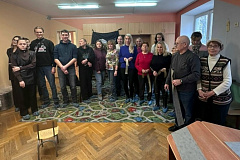 В Ломоносовском районе прошел мастер-класс по изготовлению маскировочных сетей