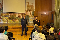 В школе №7 для учеников 6-7 классов провели просветительскую лекцию